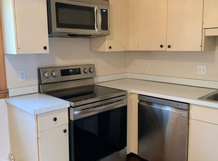 96 Lionel Ave APT F, Waltham, MA 02452