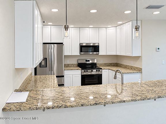 5th image of 1240 Coventry Cir