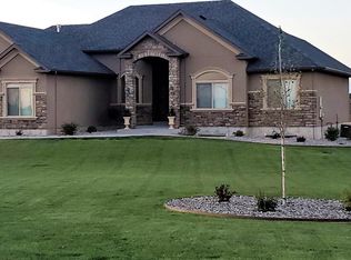 8101 S Blackhawk Dr, Idaho Falls, ID 83406
