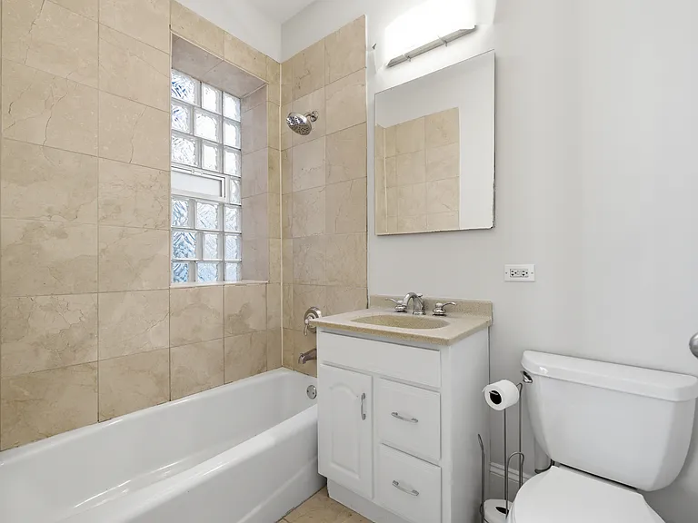 5404 N Kenmore Ave #3 — Photo 16