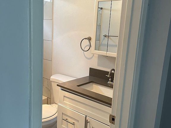 4th image of 2520 17th St #8