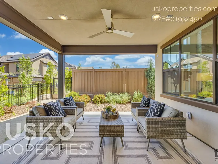 7095 Soleil Way — Photo 46