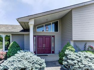 2570 Rustling Brook Private Ln, BEAVERCREEK, OH 45434