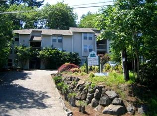 4004 SW Beaverton Hillsdale Hwy, Portland, OR 97221