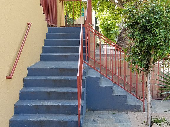 4th image of 14212 Delano St #0