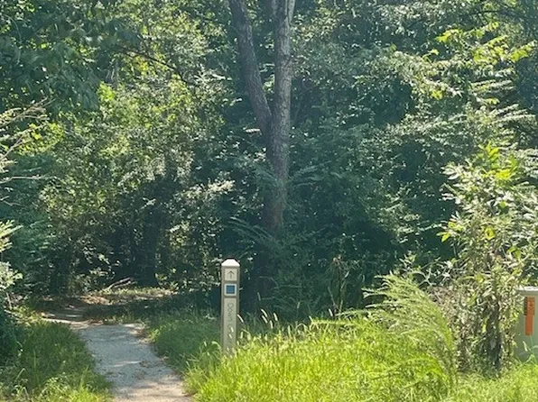 8 Keith Cir, Bella Vista, AR 72715