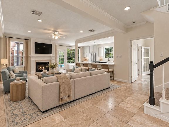 5th image of 101 Rustic Ln