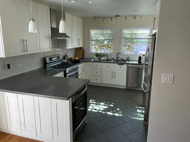 2014-2020 Myrtle Ave #3503 — Photo 3