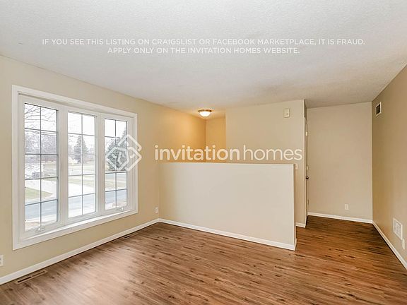 4th image of 14840 Damask Ave W