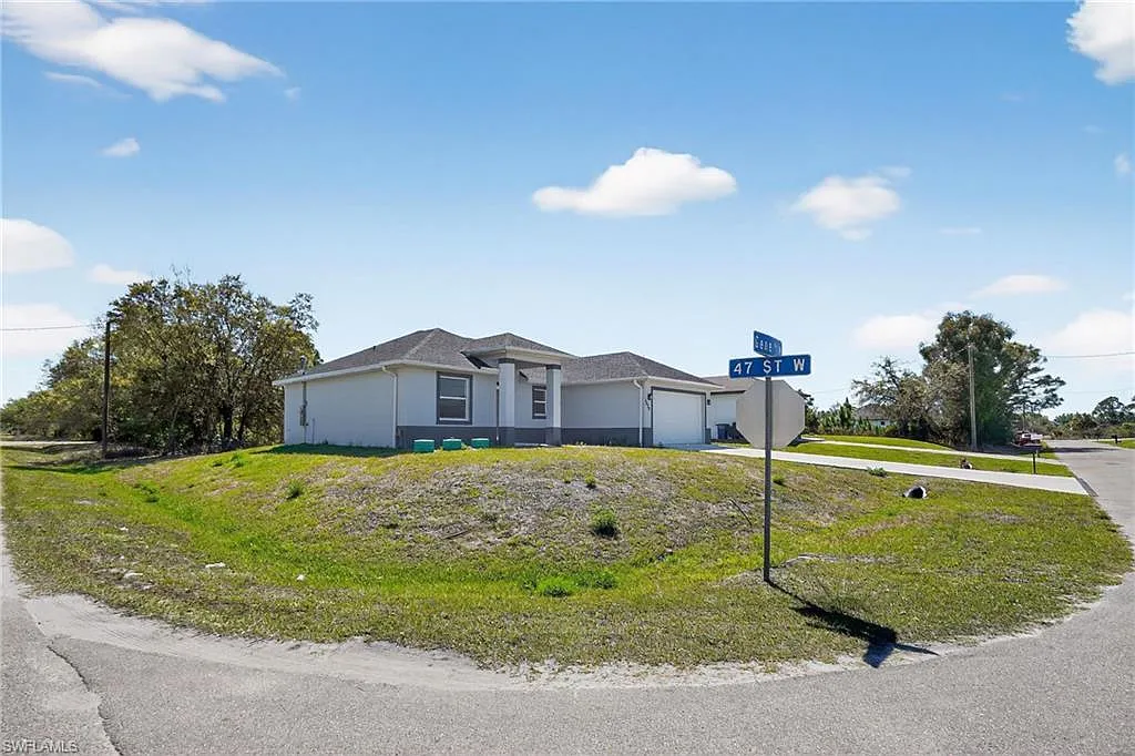 3 bed, 2.0 bath, 1537 sqft, $2,450 — Photo 4
