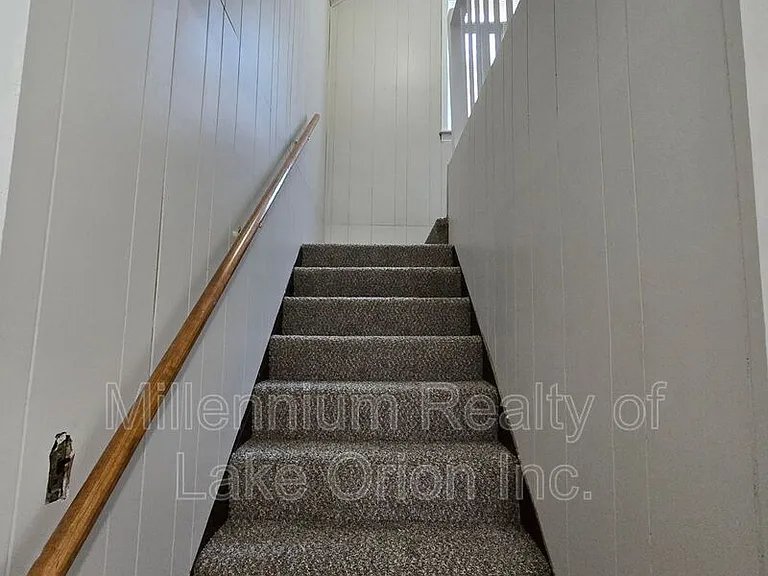 136 W Princeton Ave — Photo 23