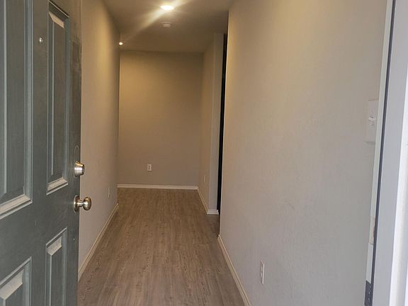 5th image of 10639 De Gonzalo Way