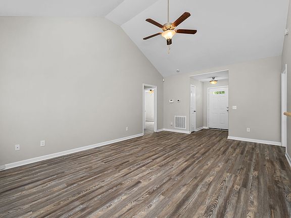 5th image of 255 Walnut St