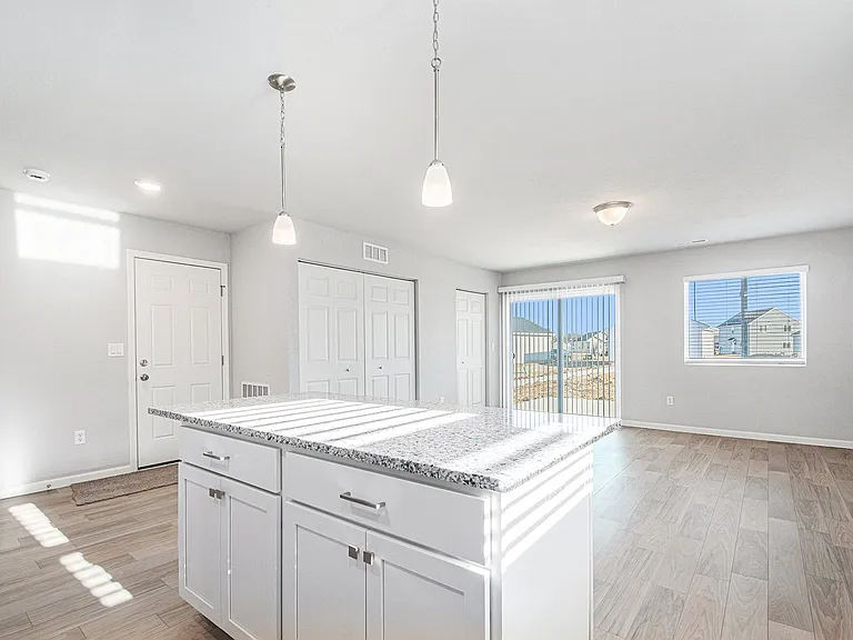 730 Marcoux Ave — Photo 5