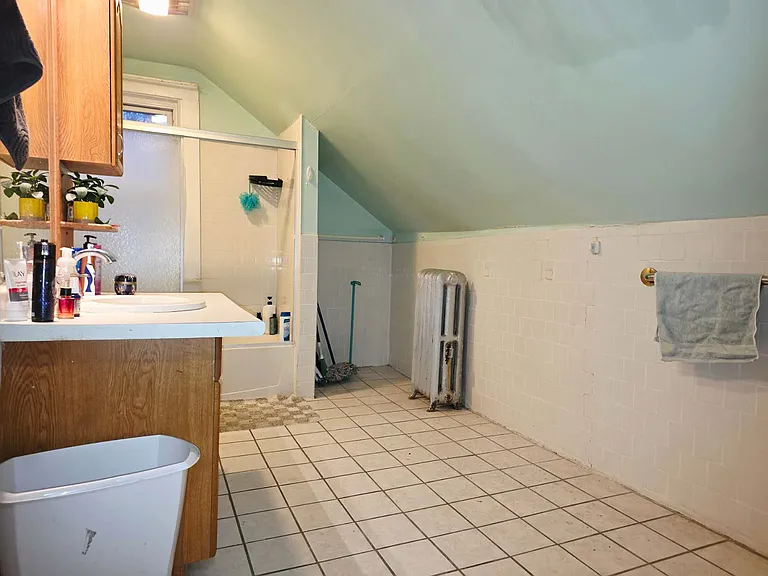 14 Delmore Rd — Photo 16