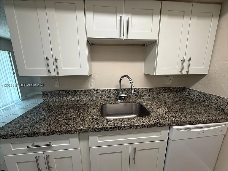 2216 NW 59th Way #63-A — Photo 3