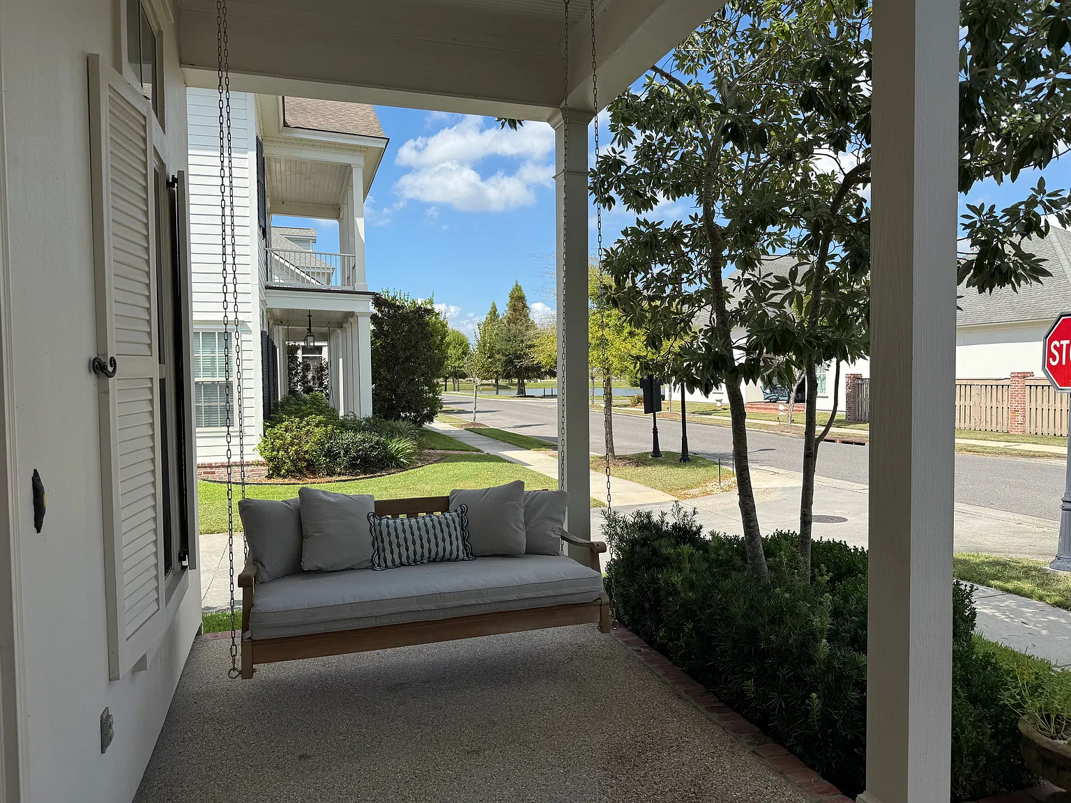 4 bed, 2319 sqft, $2,650 — Photo 3