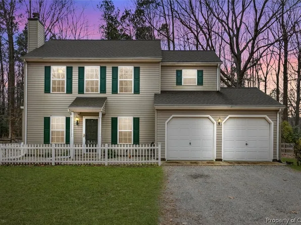 8473 Kitchener Dr, Gloucester, VA 23061