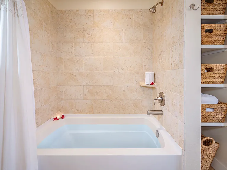 2611 Kiahuna Plantation Dr — Photo 12