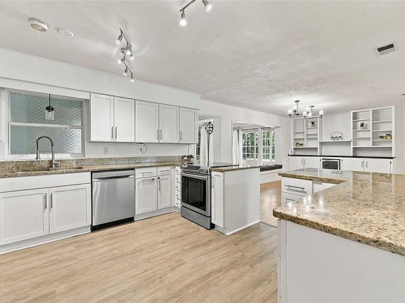 3rd image of 2832 NW 22ND STREET