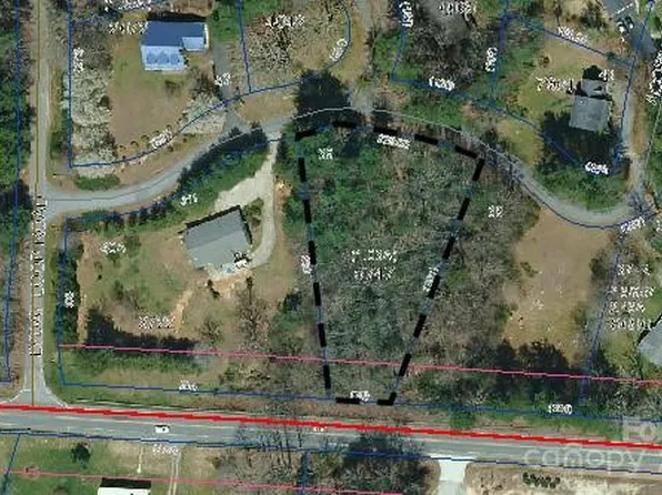 39 Acorn Ln, Pisgah Forest, NC 28768