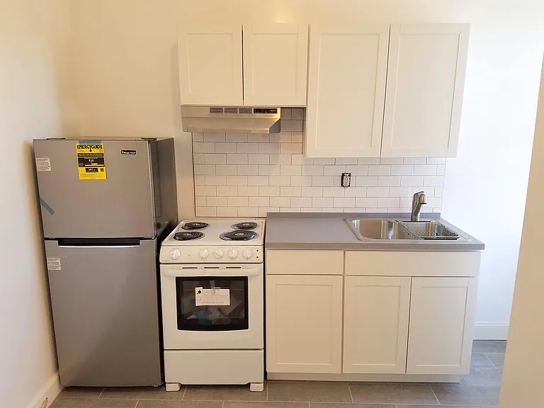 3331 N Park Ave #1 — Photo 3
