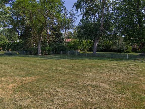 2nd image of 1396 Clarmar Ave
