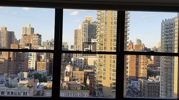 Rented by Highline Residential | media 30