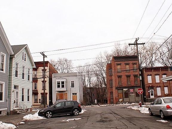 4th image of 7 Park Ave