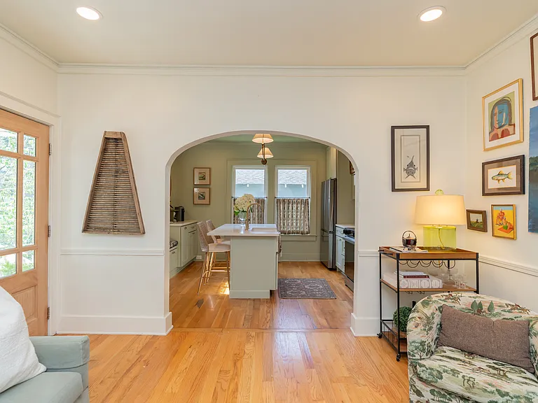 1026 Dartmouth St — Photo 7