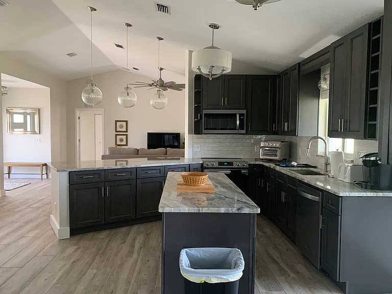5126 NW 26th St — Photo 15