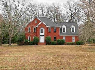 128 Howeston Mill Dr, Jackson, TN 38305