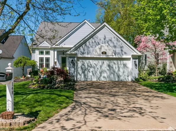 148 Pine Hollow Cir, Chardon, OH 44024