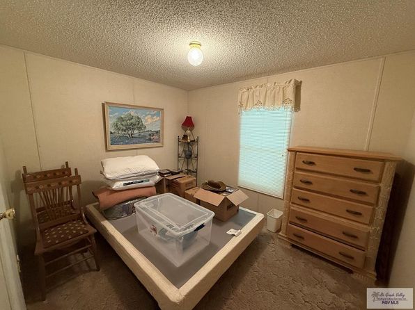 1523 Coco Palm Dr, Harlingen, TX 78552