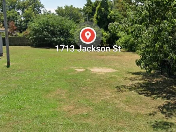 1713 Jackson St, Blytheville, AR 72315