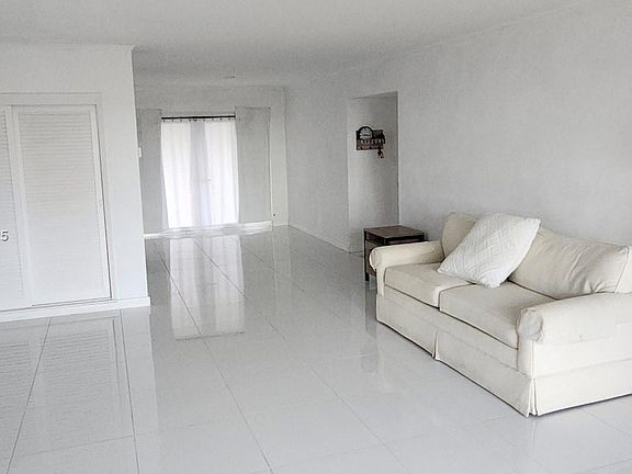3rd image of 2000 S Ocean Ln APT 201
