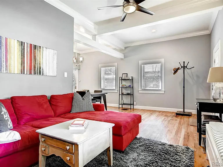 808 S Logan St — Photo 3