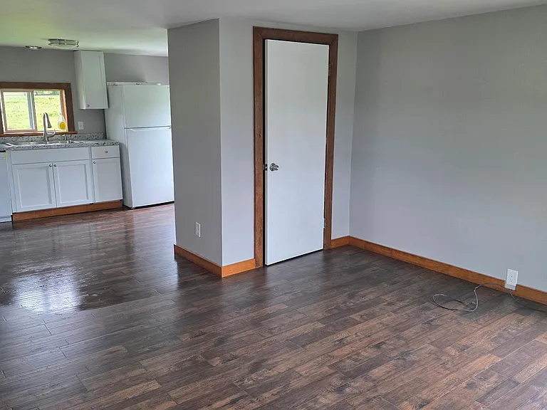 219 Van Dorn Rd S #2 — Photo 6