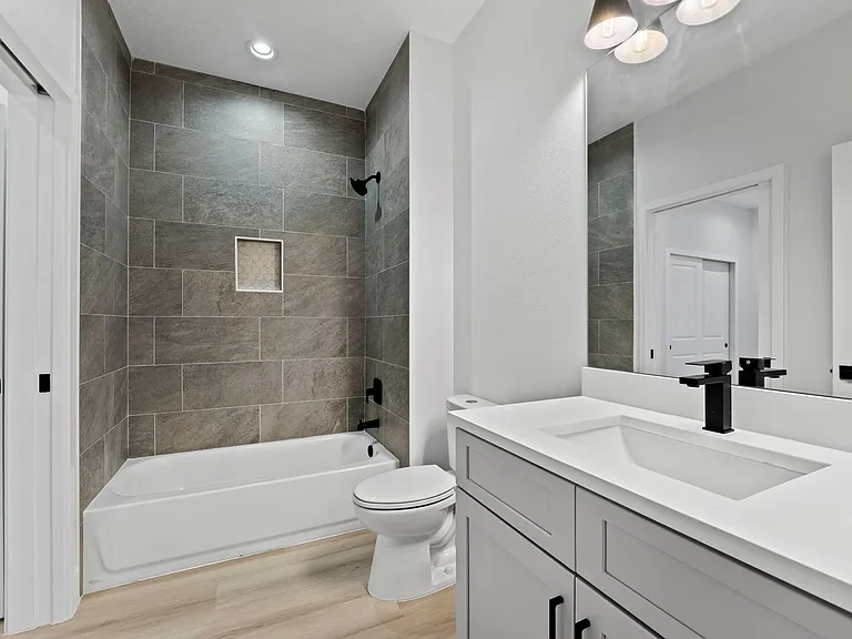 5437 Brownell St — Photo 12