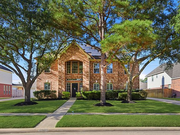 2nd image of 2806 Shadow Canyon Ln