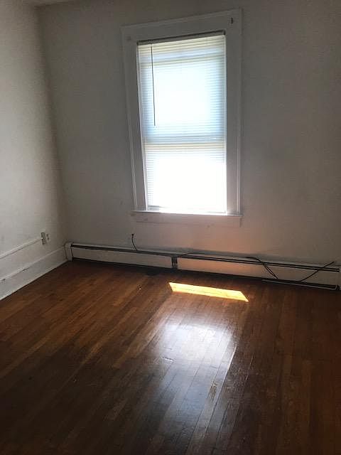 2nd image of 142 Washington St