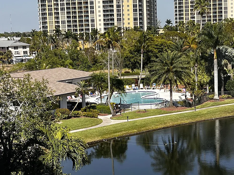3490 N Key Dr #514
