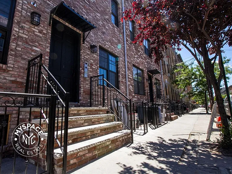 212 Starr St #2L — Photo 12