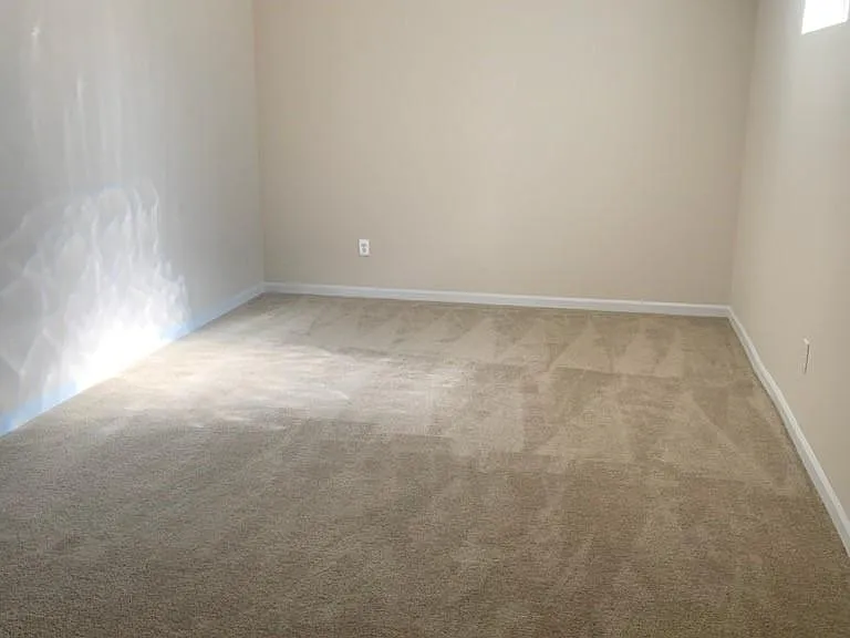 3226 Charter Oak Rd — Photo 21