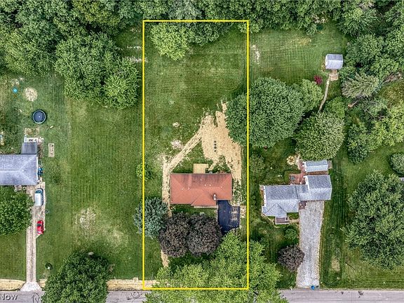 4th image of 1709 Berna Rd