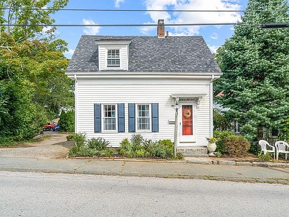 2nd image of 62 High St #62
