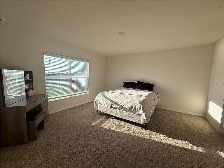 578 Olive Conch St — Photo 10
