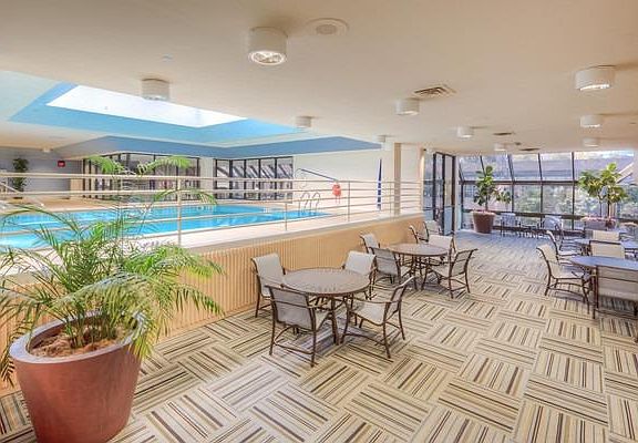 4th image of 345 W Vine St #1805