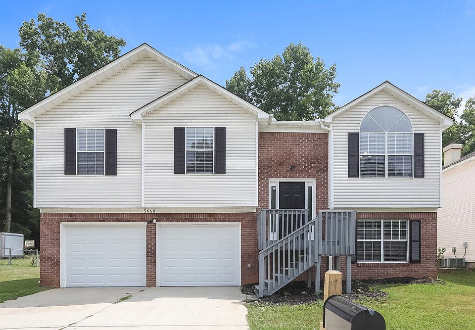 1st image of 5668 Wellborn Oaks Ct