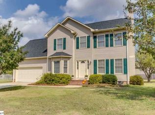 200 Tearose Ln, Simpsonville, SC 29681